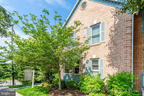 Alexandria, VA 22315,7332 MALLORY CIR