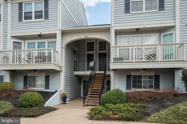 8069 STONEWALL BRIGADE CT #202, Manassas, VA 20109