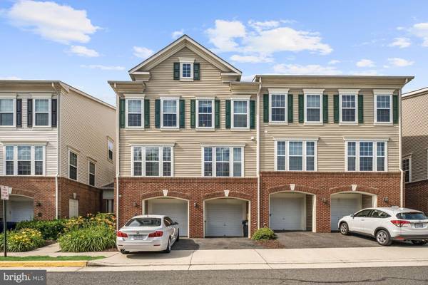 3542 HUNTLEY MANOR LN #135A, Alexandria, VA 22306