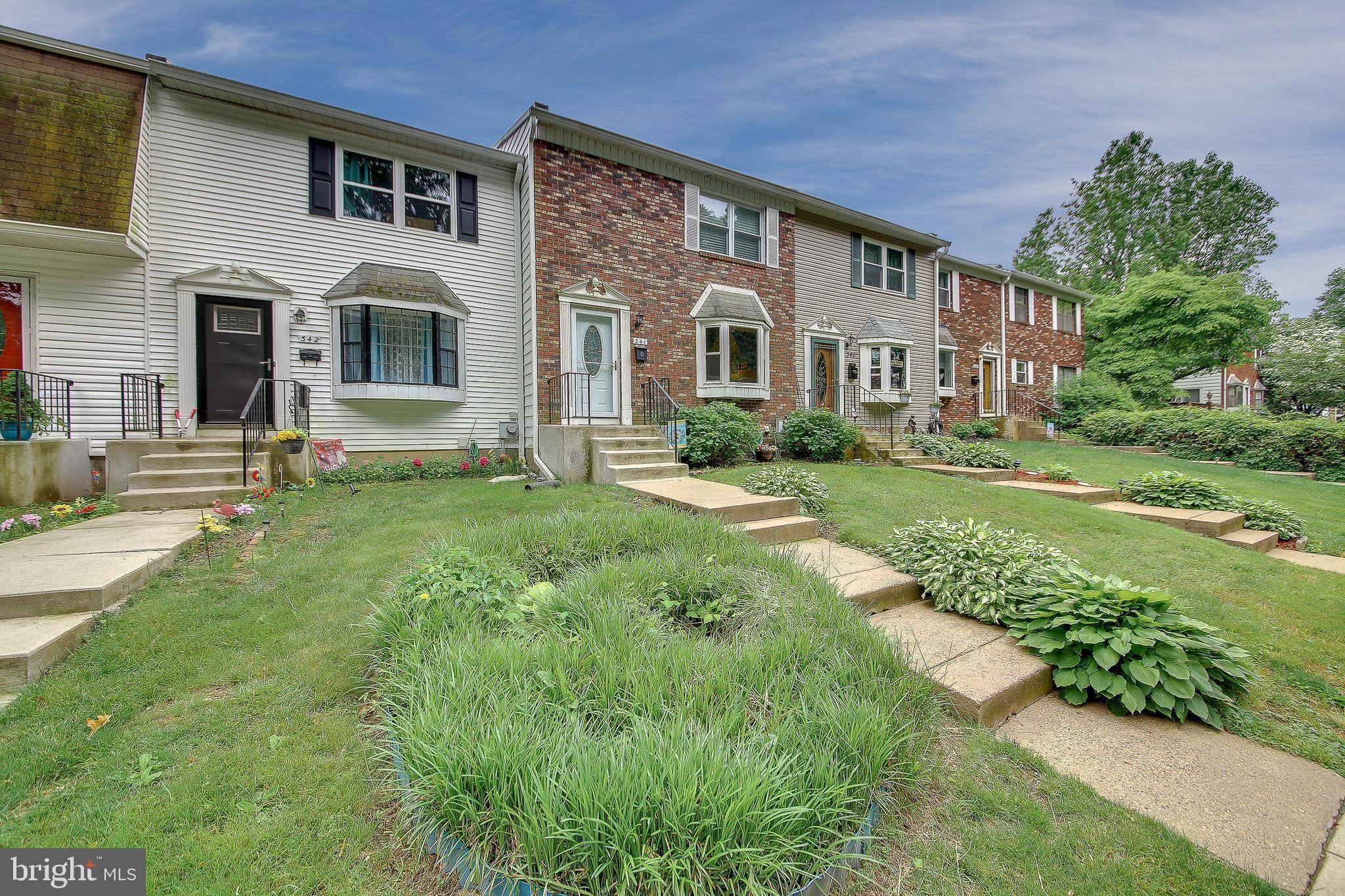 341 N MOUNT VERNON CIR, Bensalem, PA 19020
