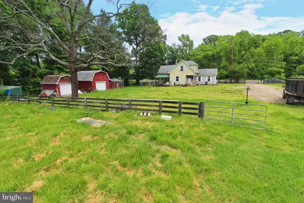 Upper Marlboro, MD 20774,2301 LARGO RD