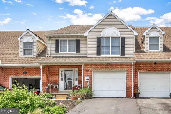 465 SOCIETY HILL CIR, Mountville, PA 17554