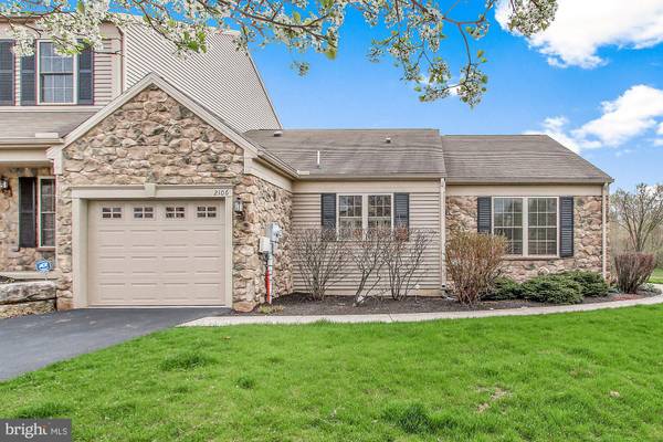 2106 DEER RUN DR, Hummelstown, PA 17036