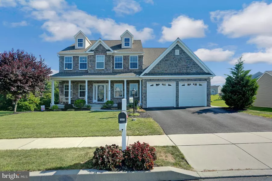 1805 SILVERLEAF LN, Palmyra, PA 17078