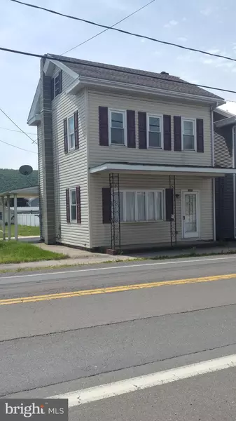 1003 W MAIN ST, Valley View, PA 17983