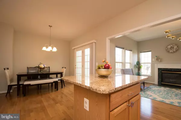 Chantilly, VA 20152,42990 CENTER ST