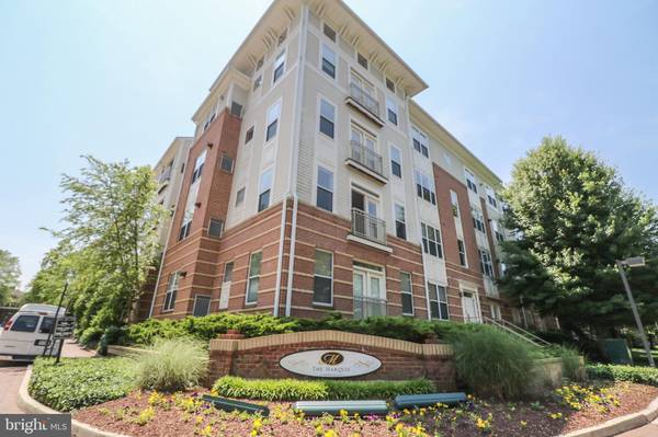 2765 CENTERBORO DR #265, Vienna, VA 22181