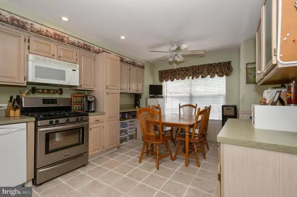 Monmouth Junction, NJ 08852,53 HEATHER CT