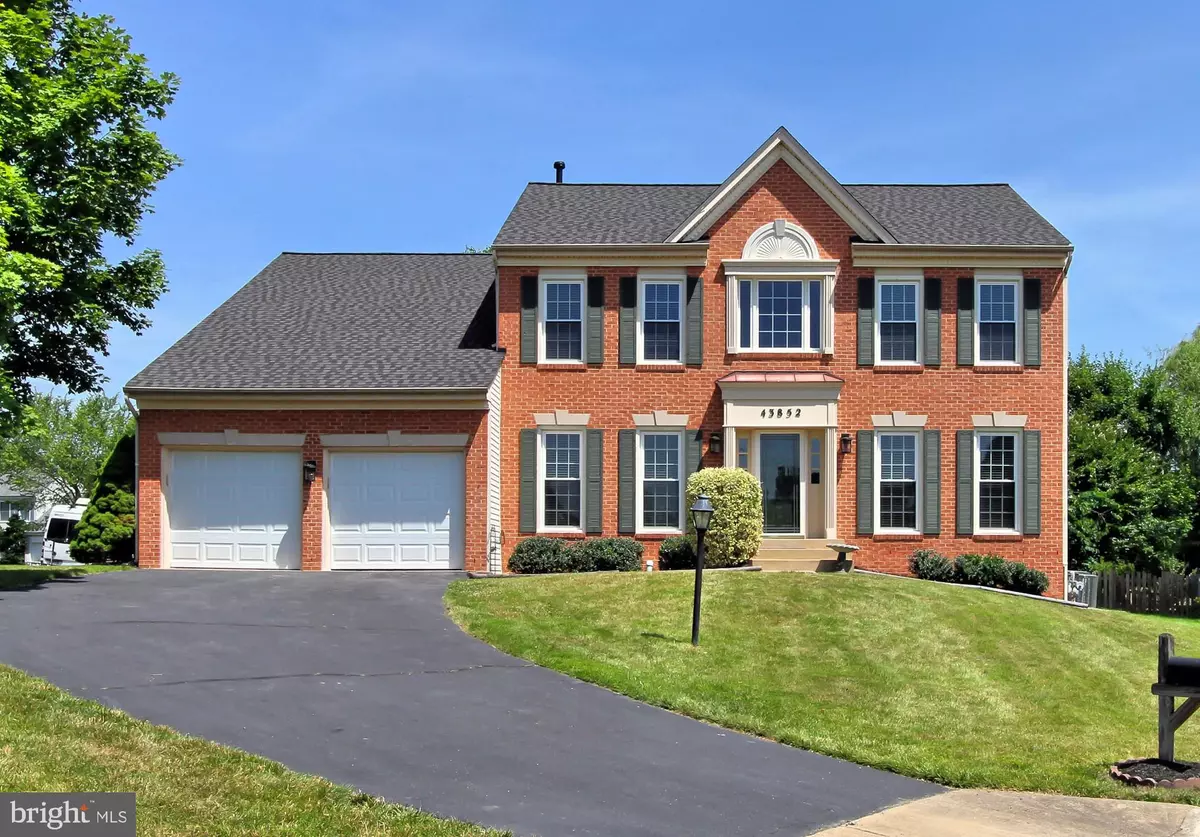 Ashburn, VA 20147,43852 GLENHAZEL DR