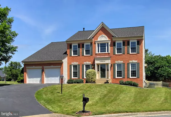 Ashburn, VA 20147,43852 GLENHAZEL DR