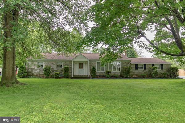 3847 BUCK RD, Huntingdon Valley, PA 19006