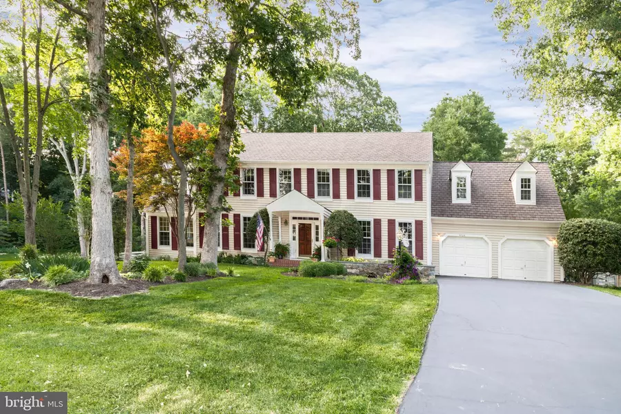 9706 TREE HOLLOW CT, Fairfax Station, VA 22039