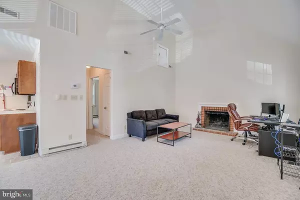 Fredericksburg, VA 22401,823-E COLLEGE AVE