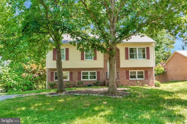 14 CHERRY LAUREL DR, Fredericksburg, VA 22405