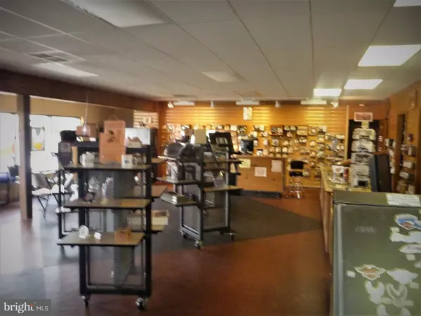 Elmer, NJ 08318,354 ROUTE 77