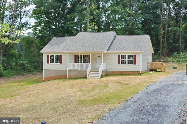 194 LONGSHOT, Rochelle, VA 22738