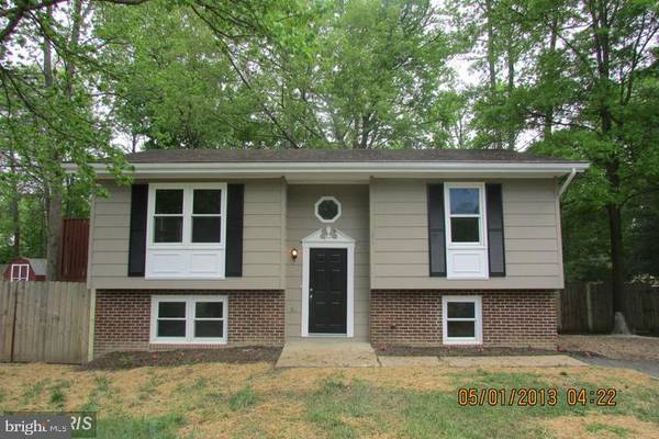 106 GALLIMORE DR, Fredericksburg, VA 22407