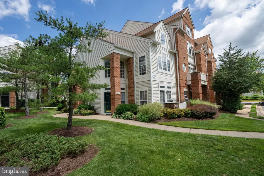 6956 ELLINGHAM CIR #99, Alexandria, VA 22315