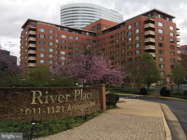 1121 ARLINGTON BLVD #808, Arlington, VA 22209