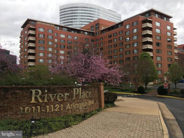 1121 ARLINGTON BLVD #808, Arlington, VA 22209