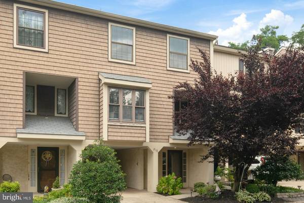 216 KINGS CROFT, Cherry Hill, NJ 08034