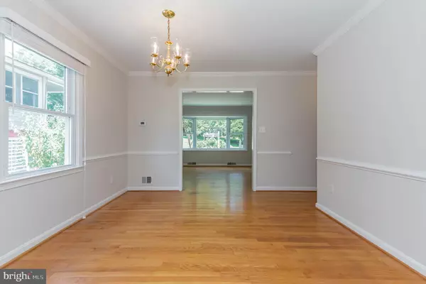 Rockville, MD 20850,717 GRANDIN AVE