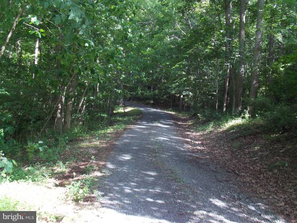 LIME KILN RD, Middleburg, VA 20117