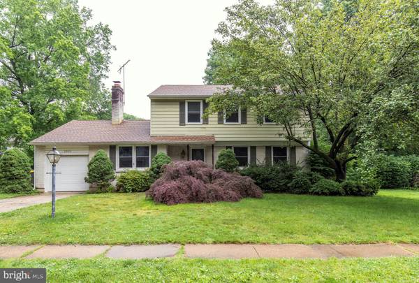 2303 INWOOD RD, Wilmington, DE 19810