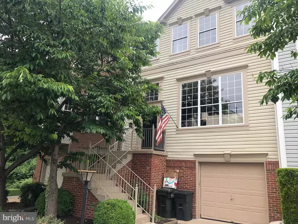 6542 PARISH GLEBE LN, Alexandria, VA 22315