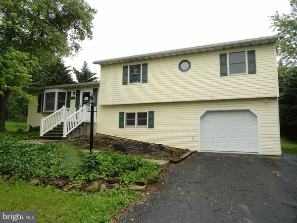 35 PHEASANT RIDGE RD, Hanover, PA 17331