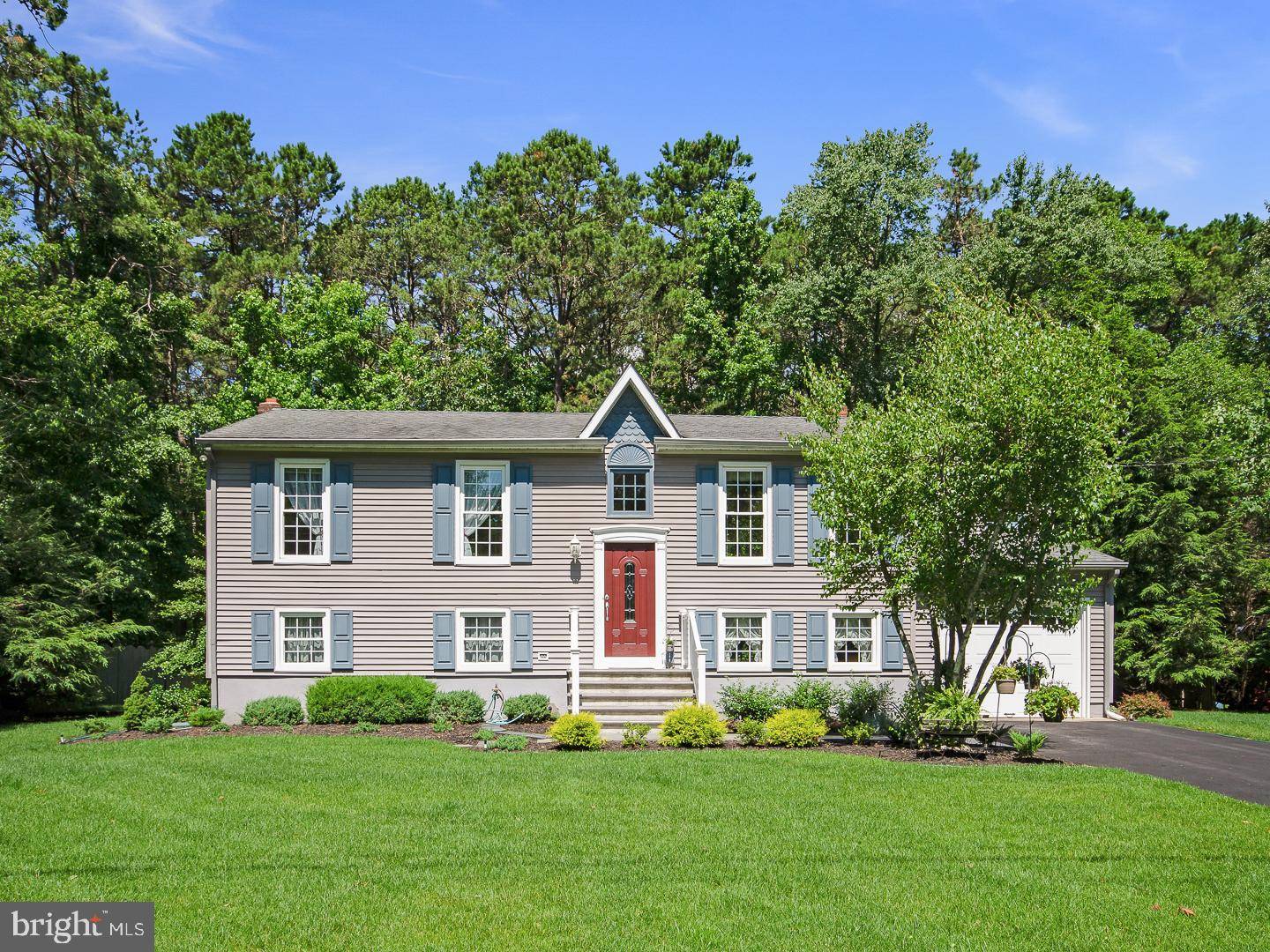 111 PINE BLVD, Medford, NJ 08055