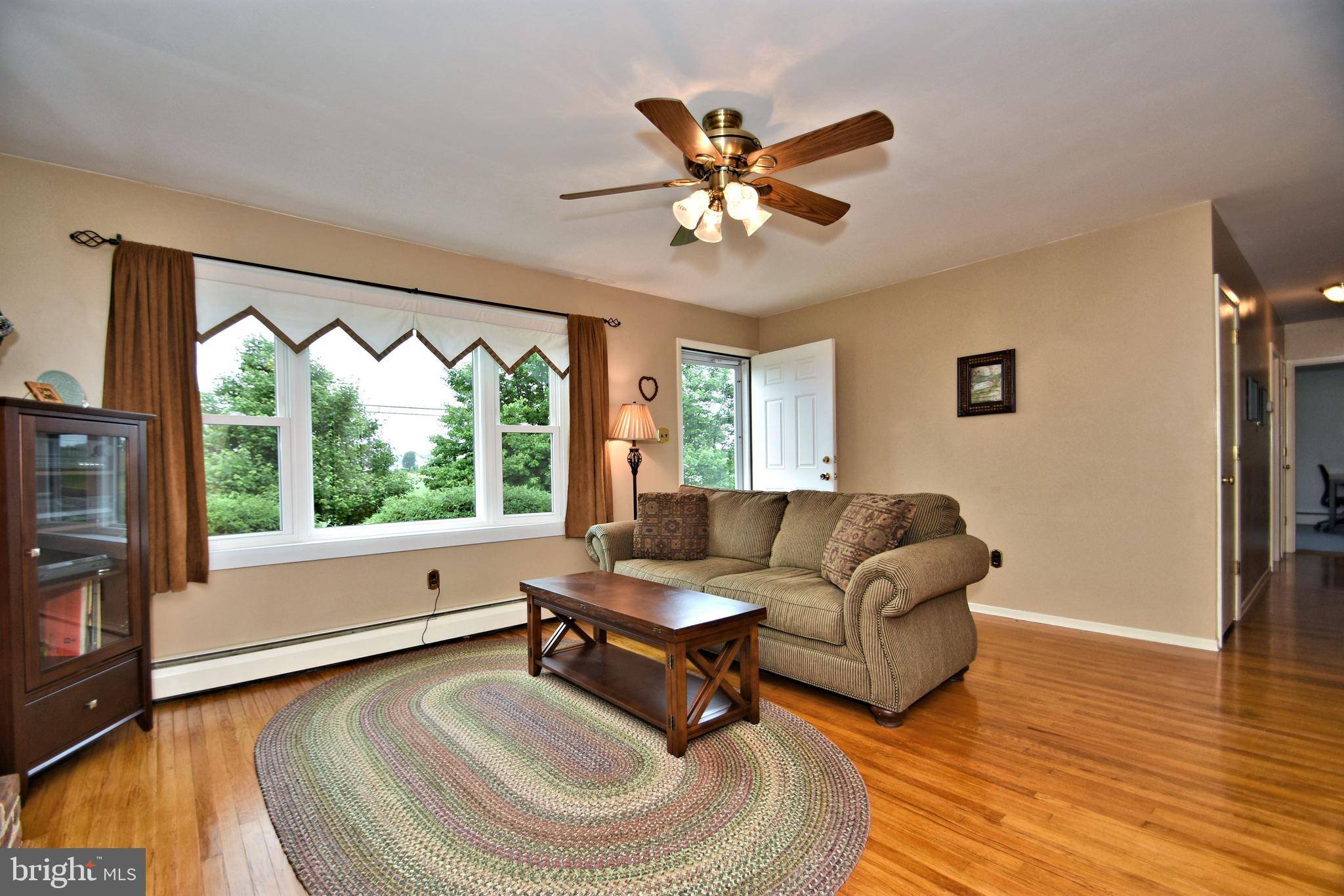 Schwenksville, PA 19473,918 LUCON RD