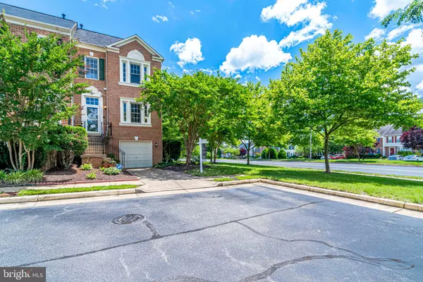 Alexandria, VA 22315,5500 JOWETT CT