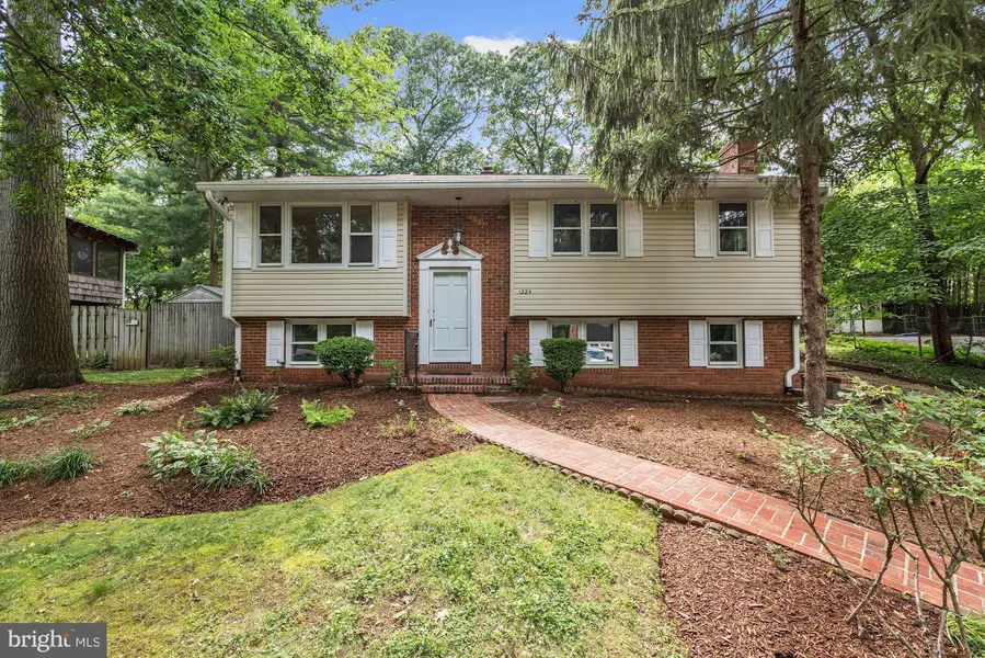 1224 HILLTOP DR, Annapolis, MD 21409