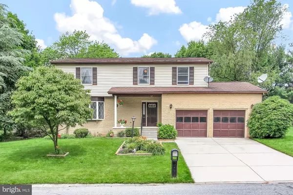 3921 BROOKRIDGE DR, Mechanicsburg, PA 17050