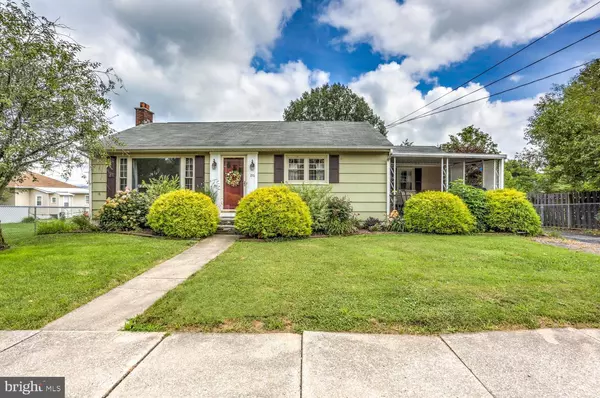 216 HILLCREST RD, New Holland, PA 17557