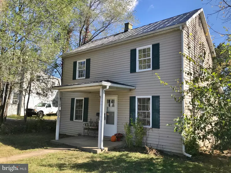 306 N BUCKMARSH ST, Berryville, VA 22611