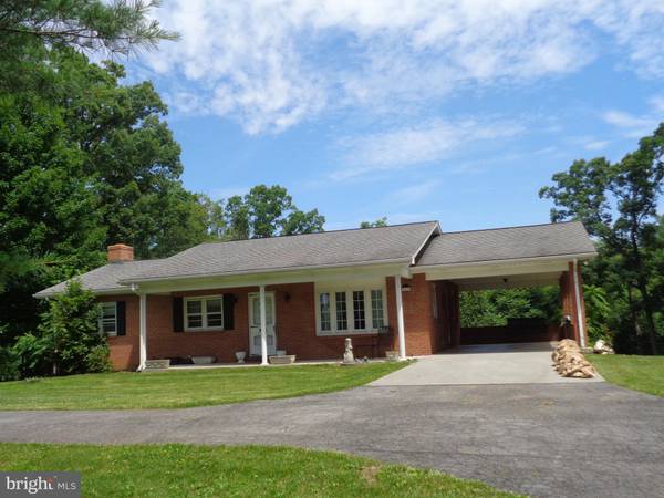 2118 STRASBURG RD, Front Royal, VA 22630