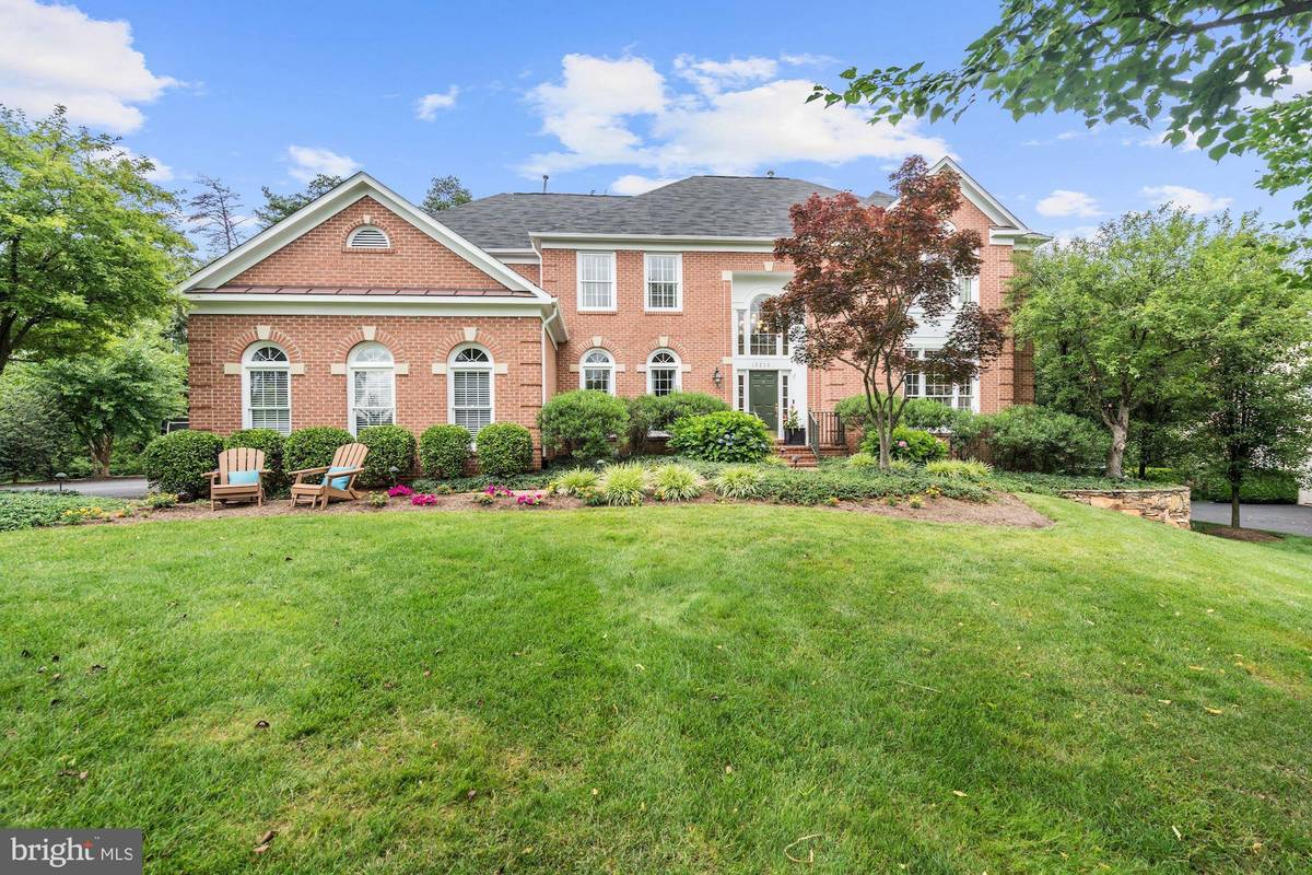 Herndon, VA 20170,12215 JONATHONS GLEN WAY