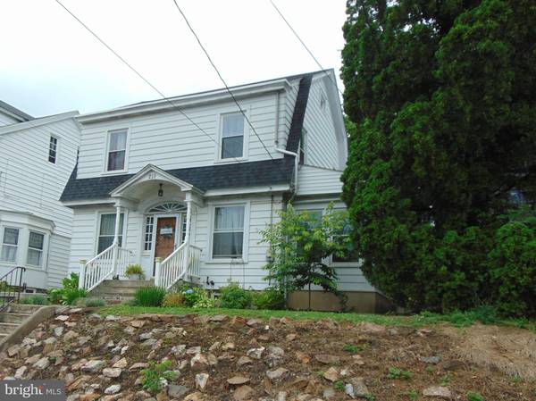 219 E LIBERTY ST, Schuylkill Haven, PA 17972