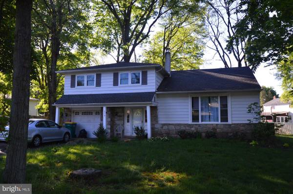 573 GORDON DR, Yardley, PA 19067