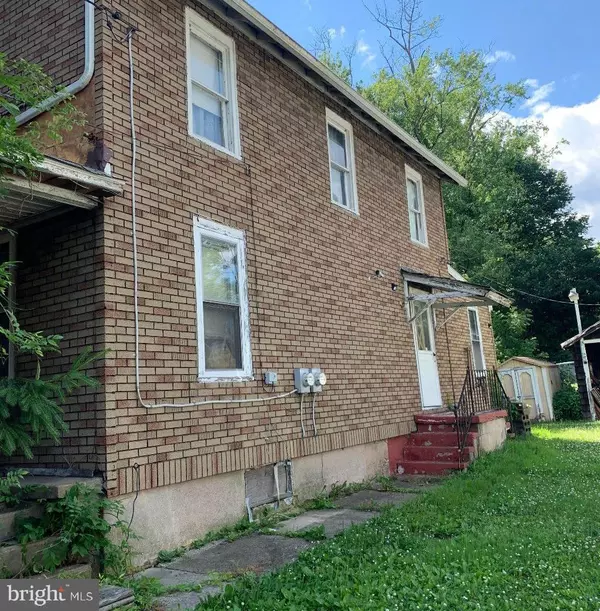 212 E FRANKLIN ST, Morrisville, PA 19067