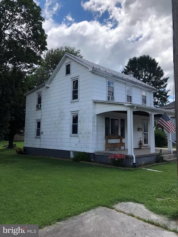 Mount Holly Springs, PA 17065,212 CHESTNUT ST