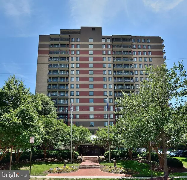 801 N PITT ST #620, Alexandria, VA 22314