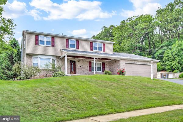 3340 HARROWGATE RD, York, PA 17402