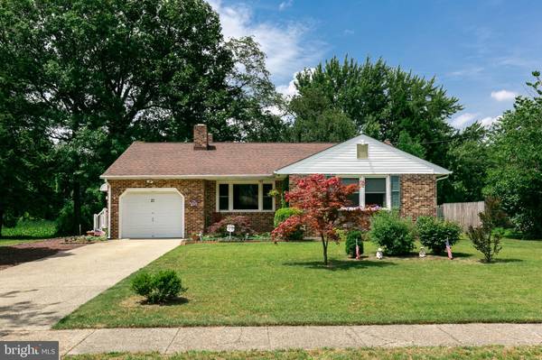 21 GLENVIEW DR, Cinnaminson, NJ 08077