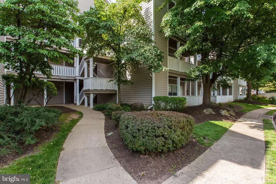 14321 CLIMBING ROSE WAY #104, Centreville, VA 20121