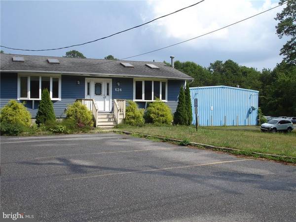 Tuckerton, NJ 08087,624 N ROUTE 9