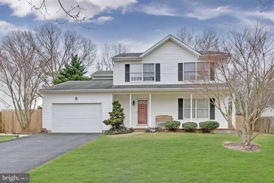 19 CEDAR LN, West Creek, NJ 08092