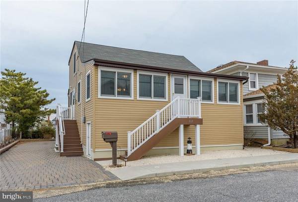 115 E 29TH ST, Ship Bottom, NJ 08008